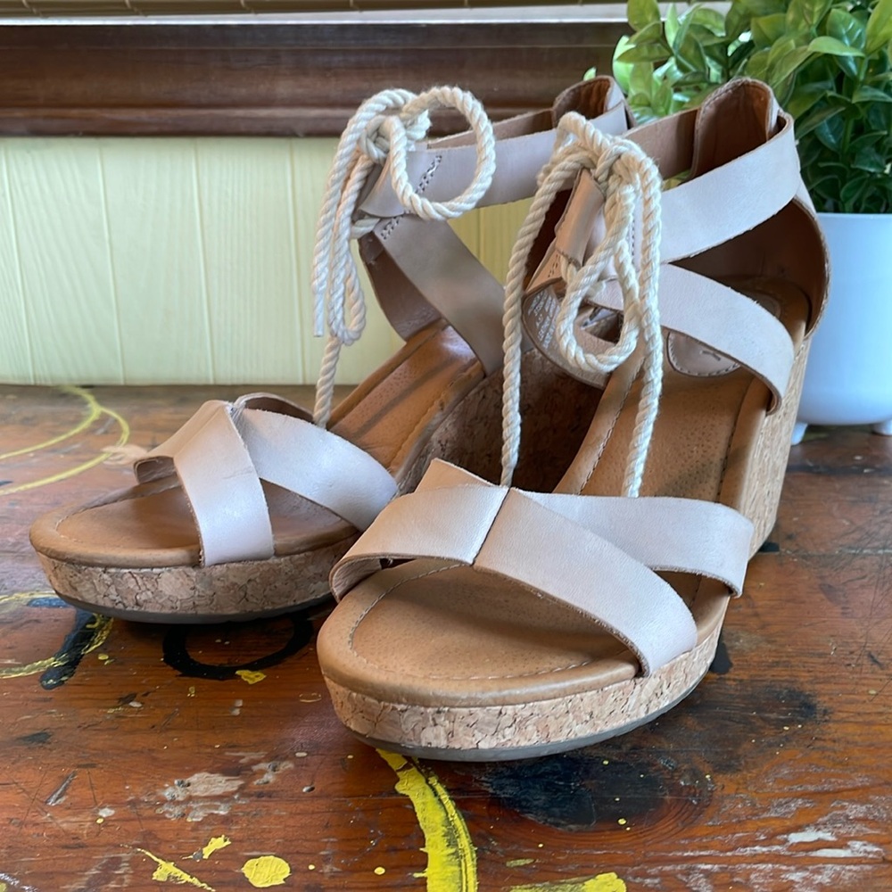 Sperry Rope-Tie Sandals